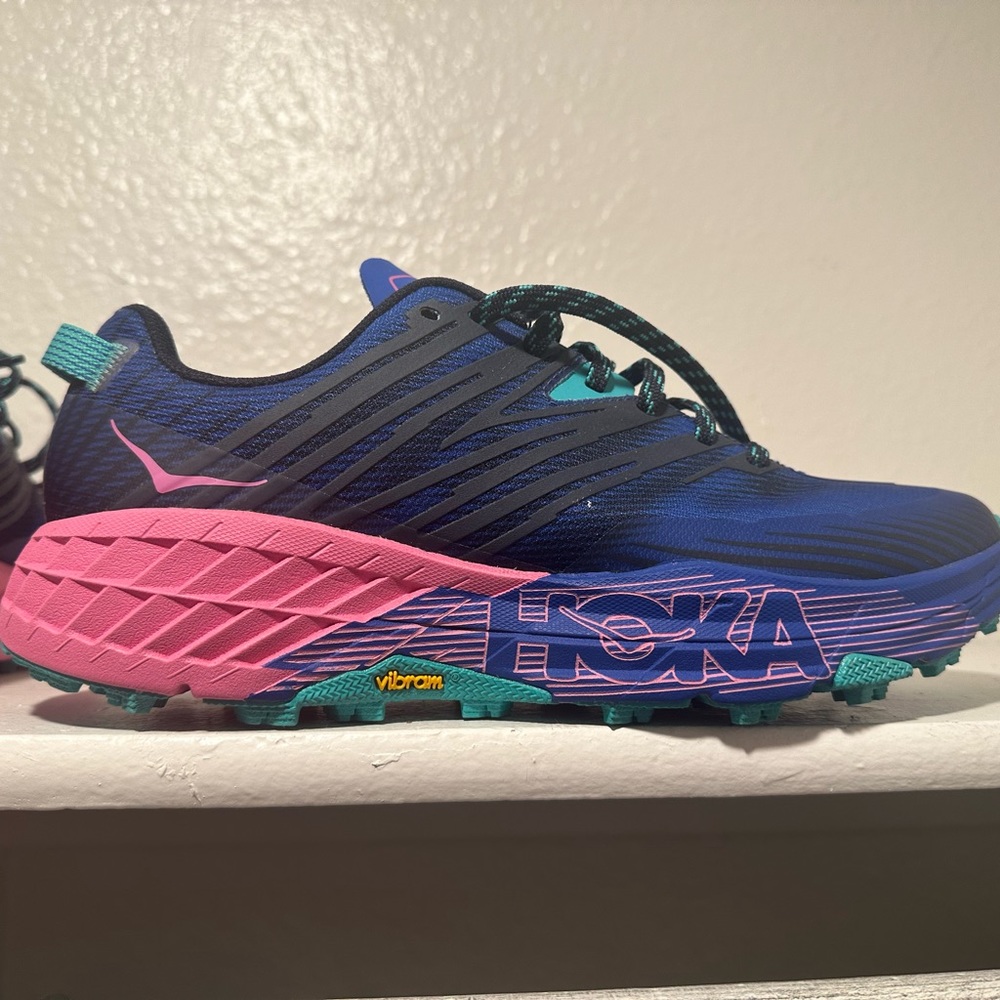Hoka One One Speedgoat 4 Trainers